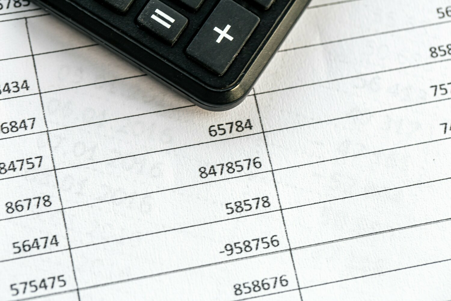 Receita Federal registra menor volume de declarações do IR 2025 após ajuste na isenção