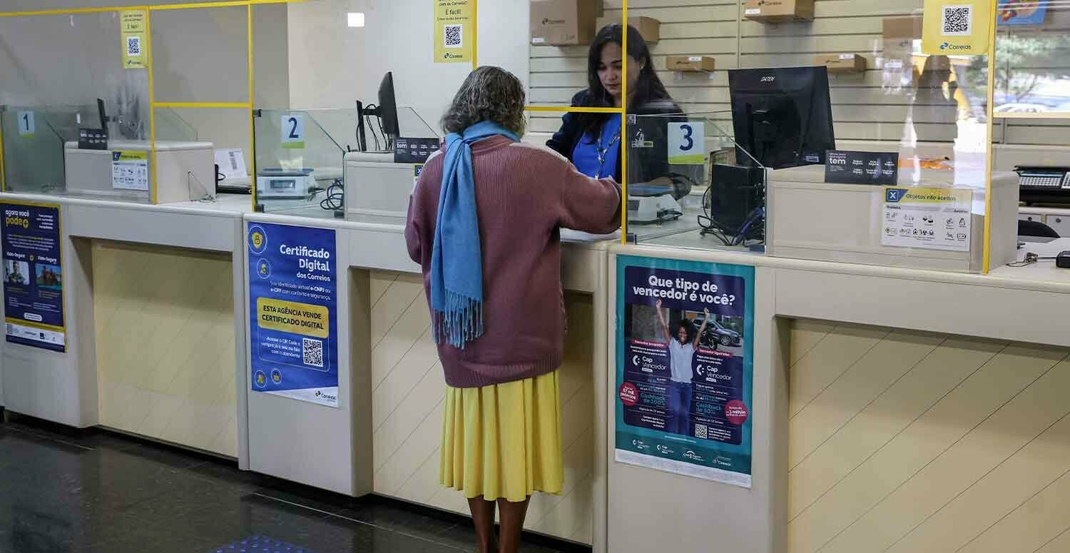 Acordo de ressarcimento do INSS pode ser solicitado até novembro por aposentados nas agências dos Correios