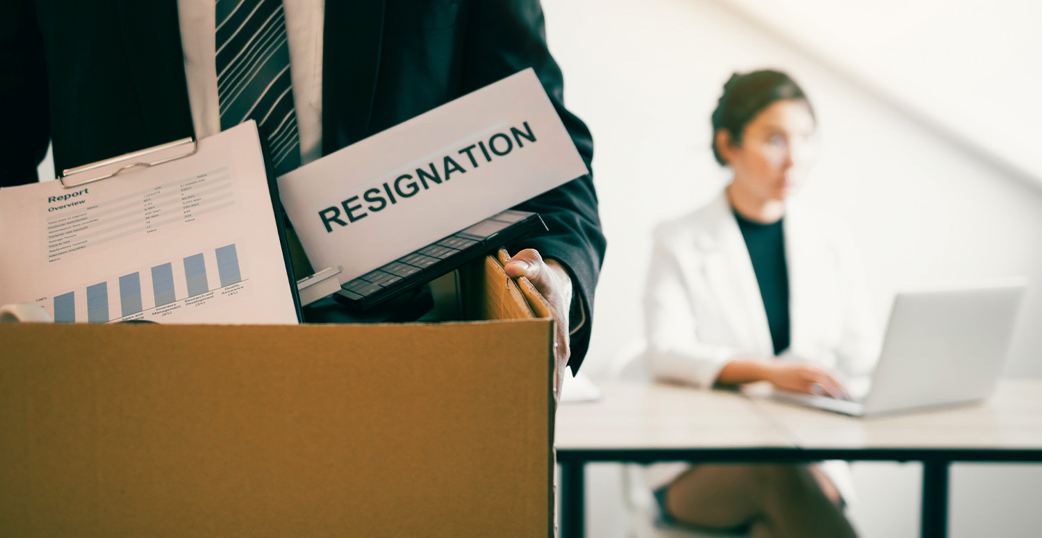 Aviso prévio indenizado entra no cálculo da PLR, decide TST