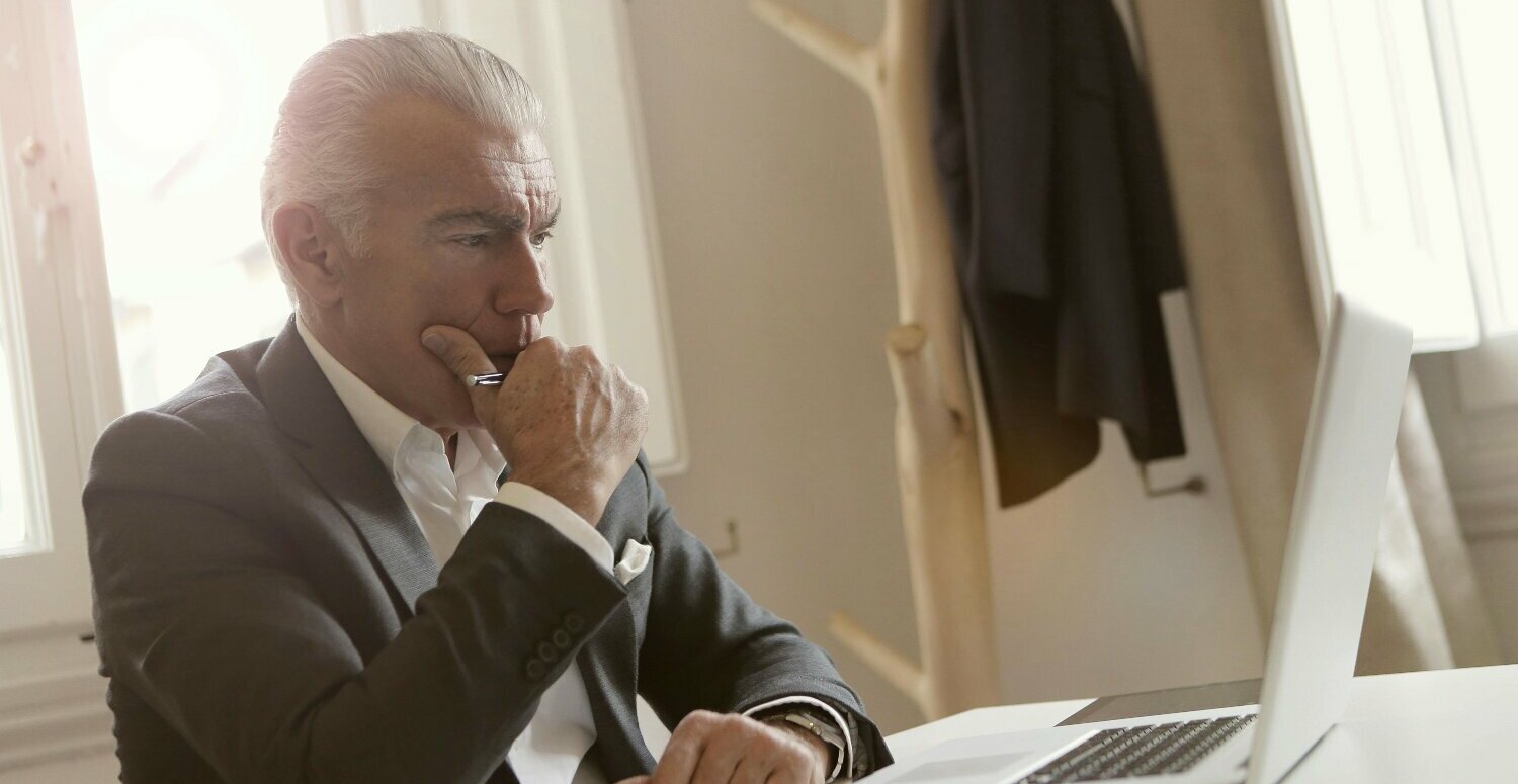 IOF: o curativo fiscal que virou ferida