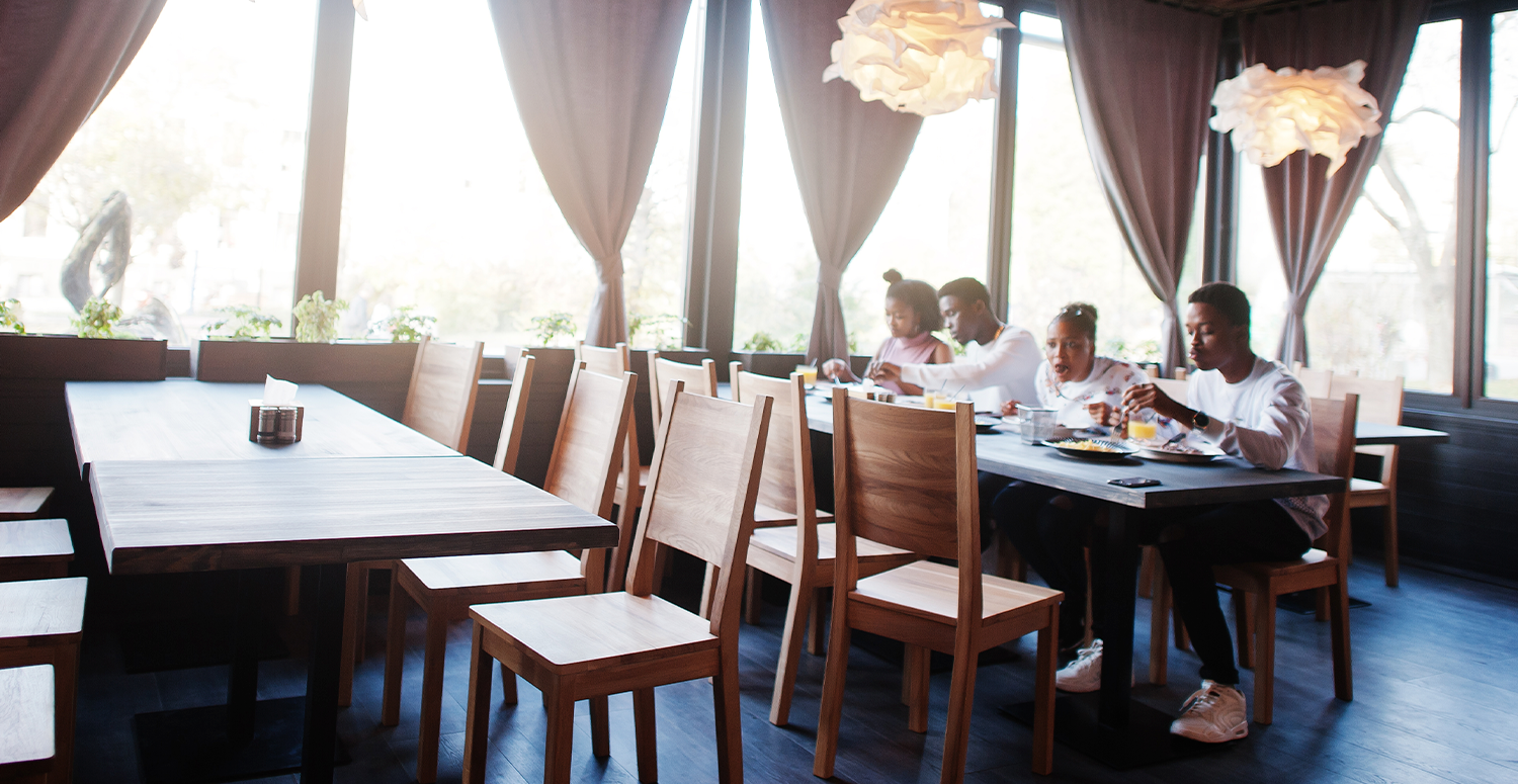 Taxação dos EUA pode elevar preços de alimentos em restaurantes