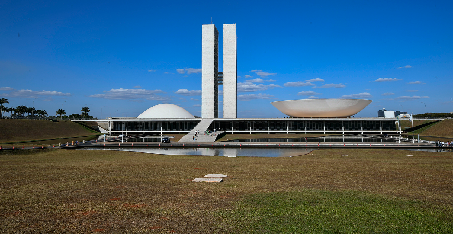 Estados antecipam eleição para presidir Comitê do IBS e destravam recursos federais