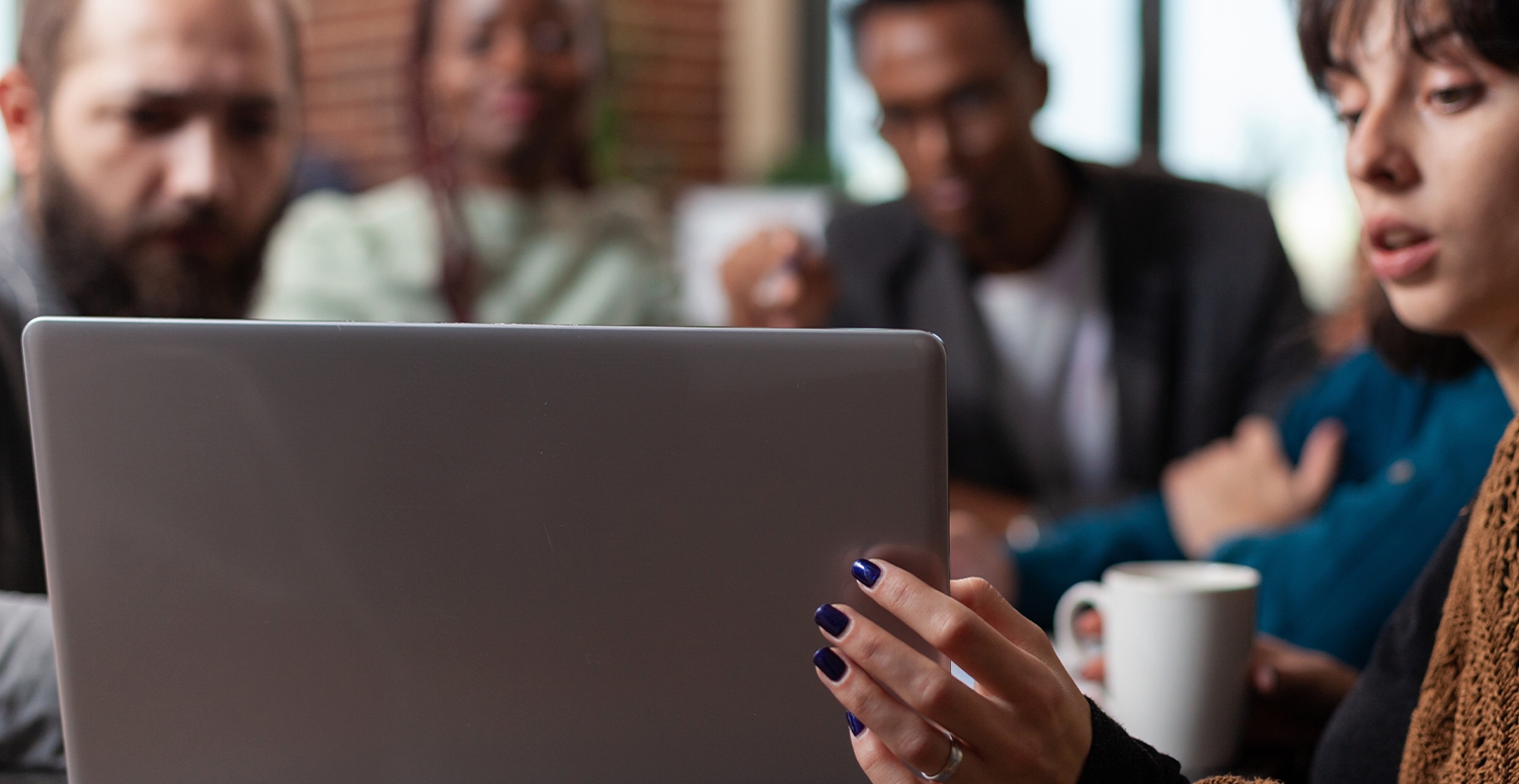 Confira agenda do CONBCON 2025: segundo dia aborda reforma tributária, ICMS, eSocial, M&A, IA e mais