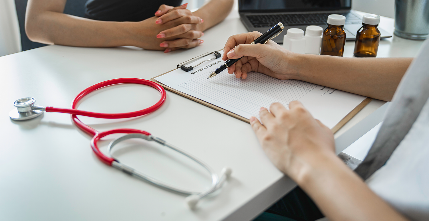 Vale-refeição, alimentação e plano de saúde: regras de desconto na CLT